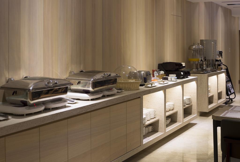 Noble Hotel Taipei Luaran gambar