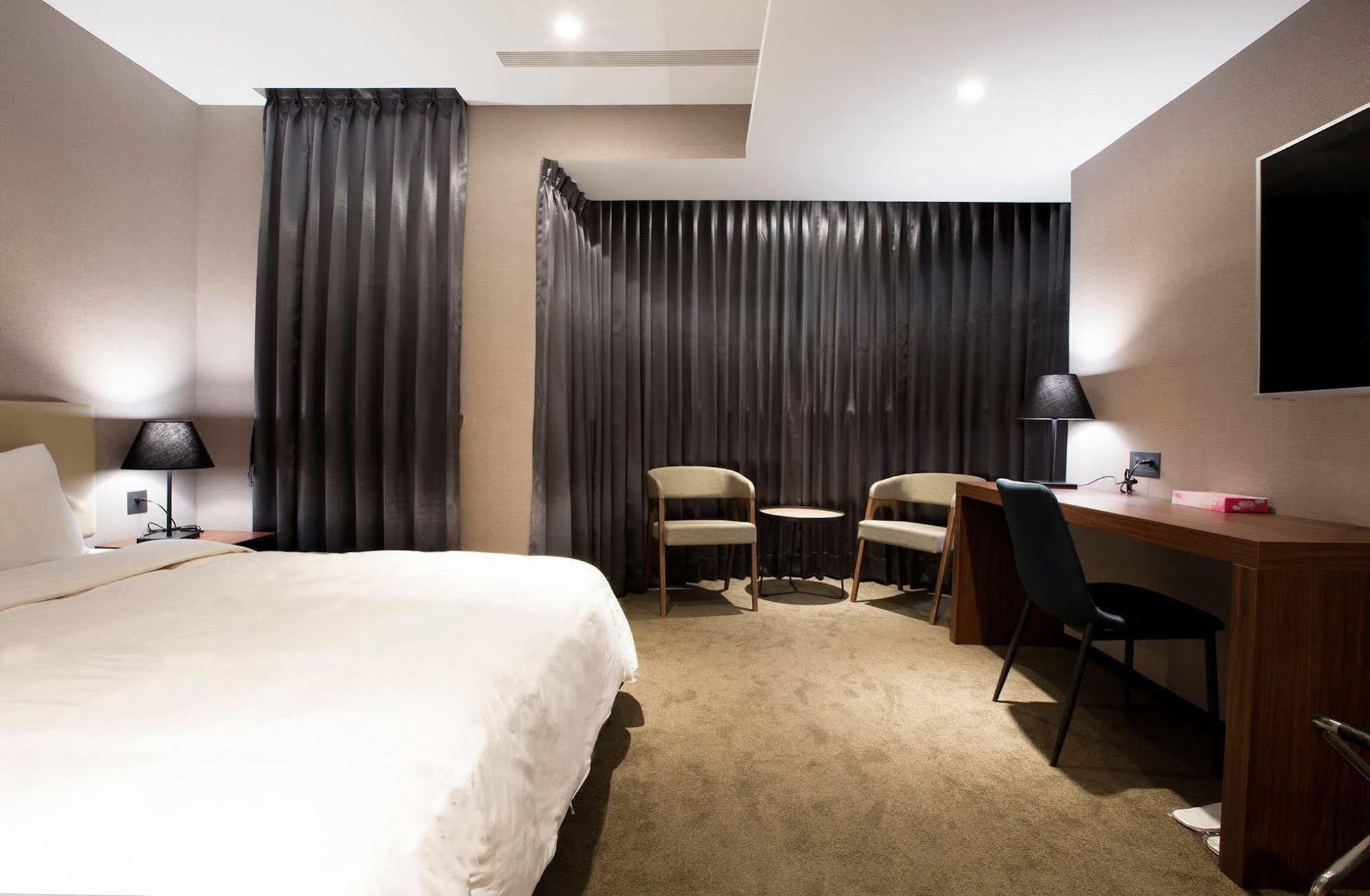 Noble Hotel Taipei Luaran gambar