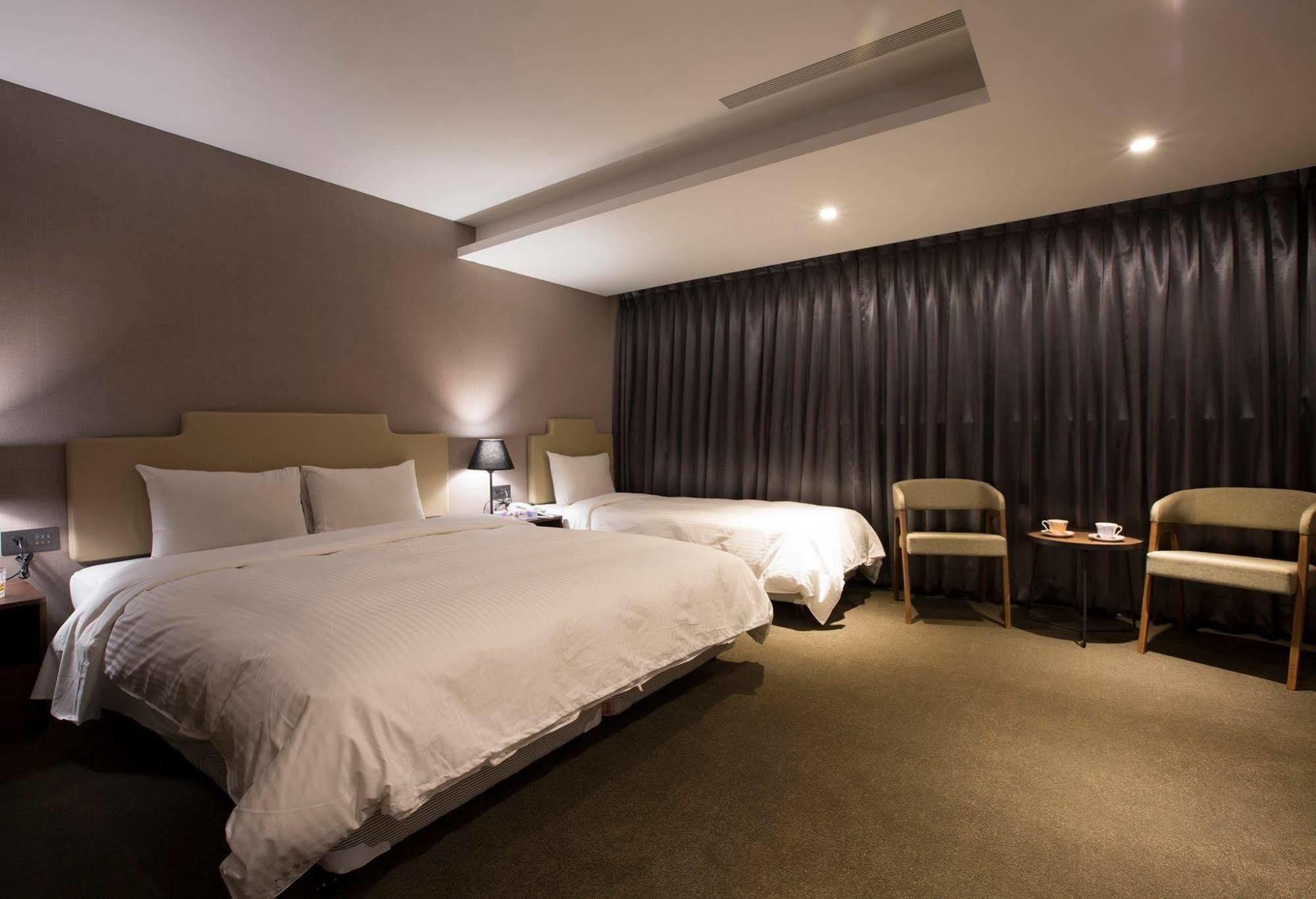 Noble Hotel Taipei Luaran gambar