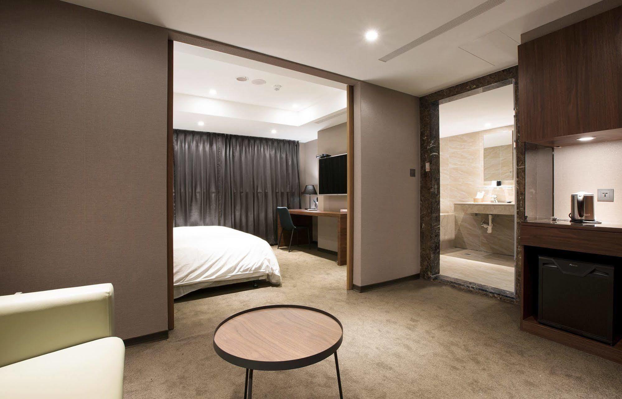 Noble Hotel Taipei Luaran gambar