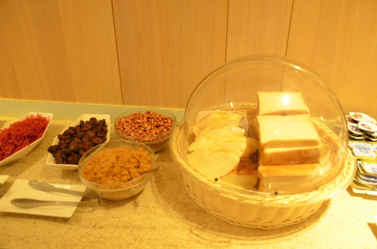 Noble Hotel Taipei Luaran gambar